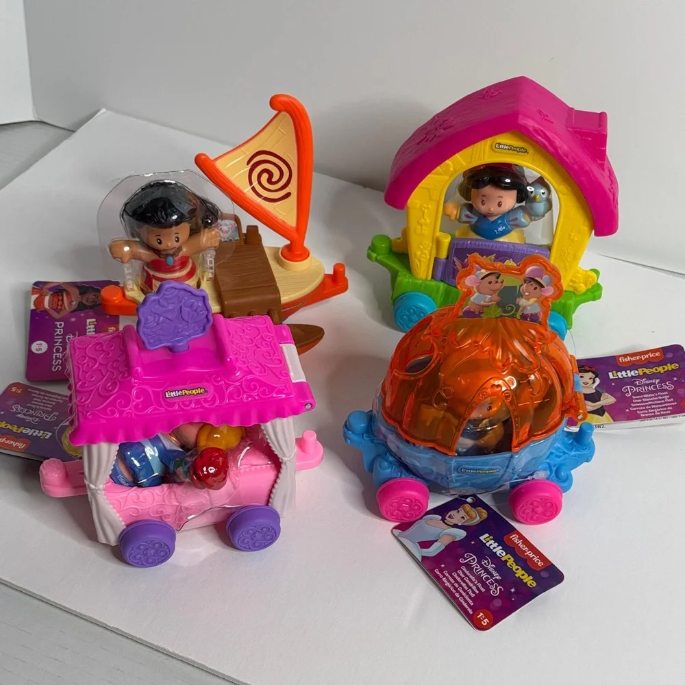 โจ NWT Bundle Lot Disney Fisher-Price Little People Parade Princess Floats โจ - Picture 2 of 11